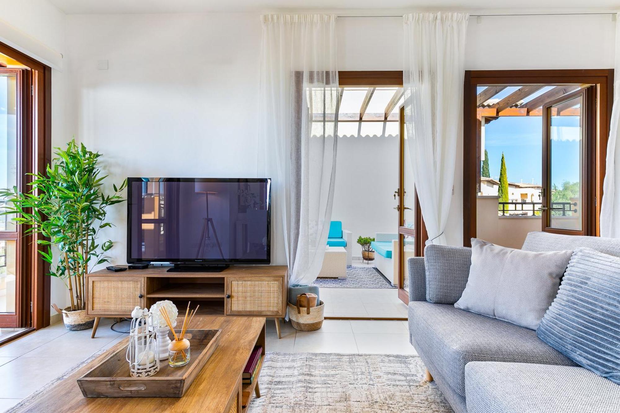 1 Bedroom Apartment Pyrgos With Beautiful Sea And Sunset Views, Aphrodite Hills Resort Κούκλια Εξωτερικό φωτογραφία